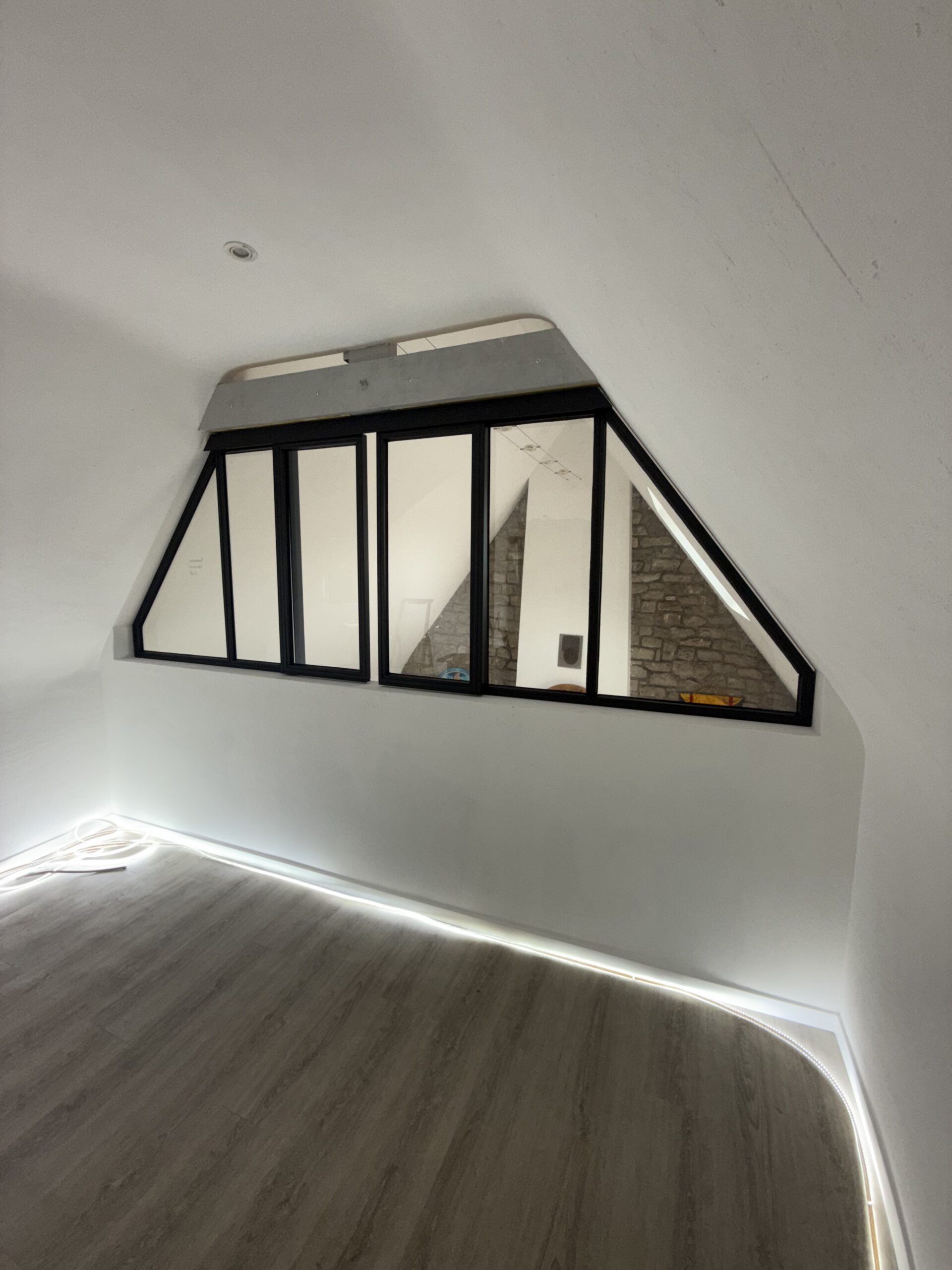 verriére coulissante sous rampants